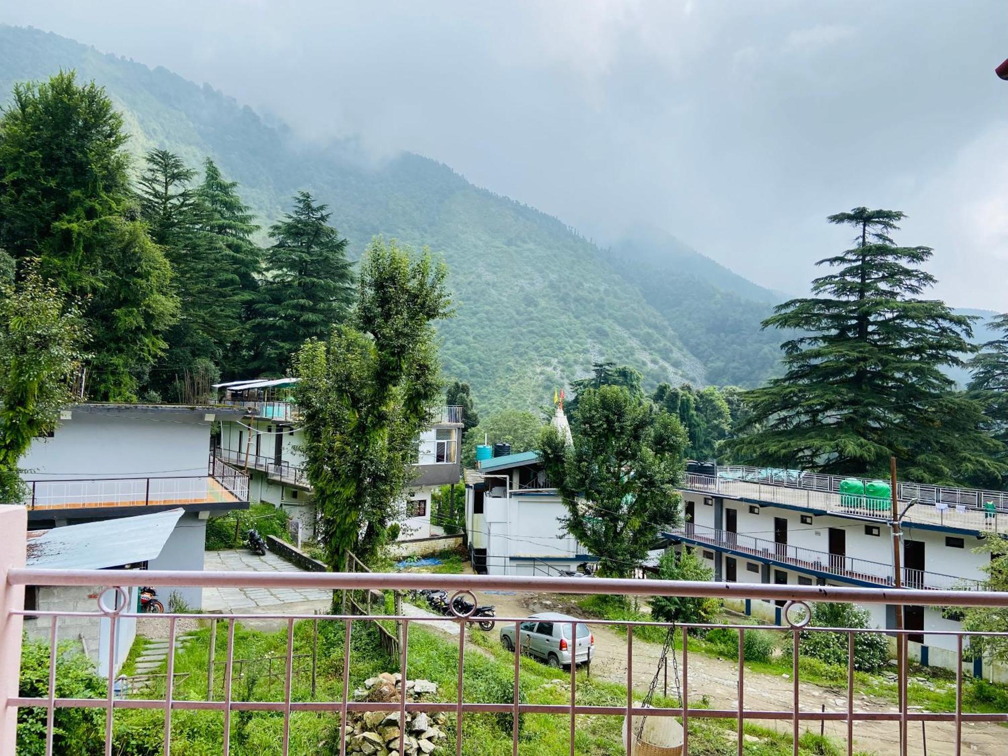 Rahgir Mcleodganj Hostel McLeod Ganj Exterior photo